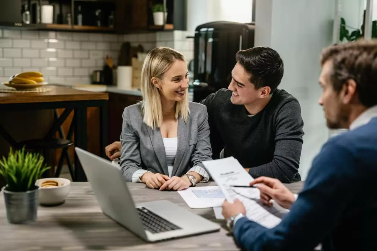 Efficiently sell your land with professional guidance and expertise.