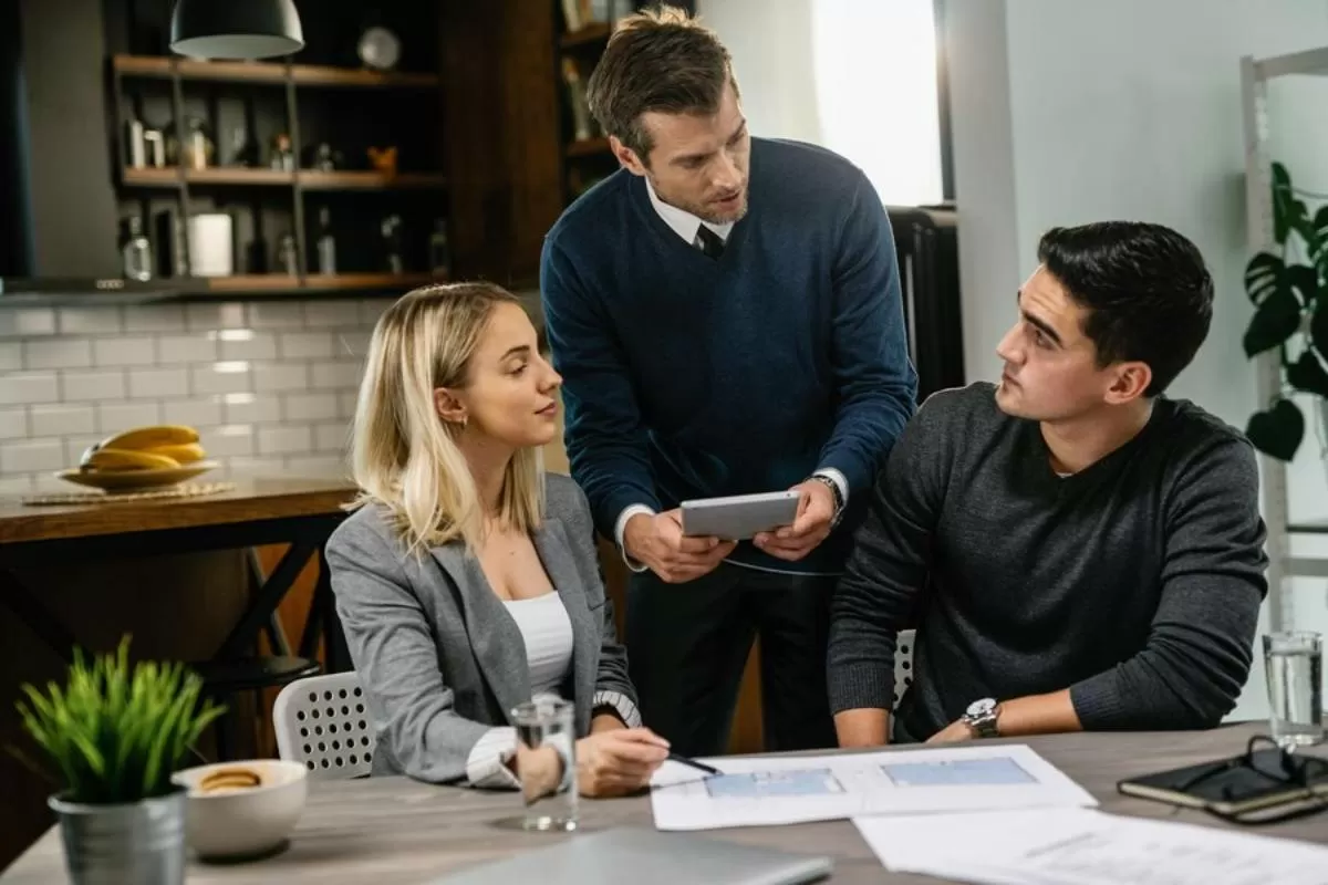 Streamline your land selling process with expert assistance.